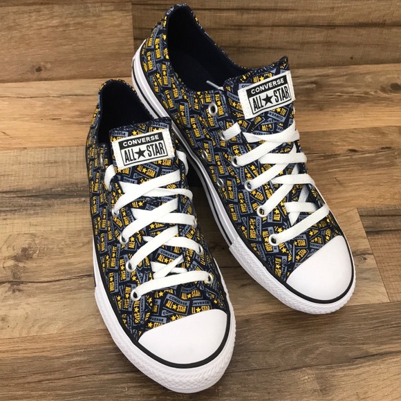 CONVERSE LOW TOP BRAND NEW - Picture 4 of 15